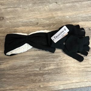 NWT BearPaw headband and pop-top glove set